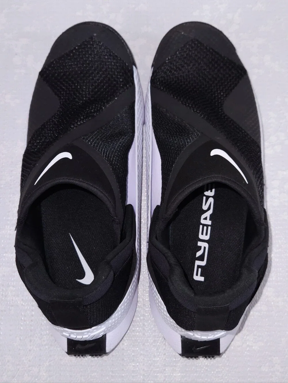NIKE GO FlyEase Sneakers US 8 Black White Easy On Athletic Shoes
